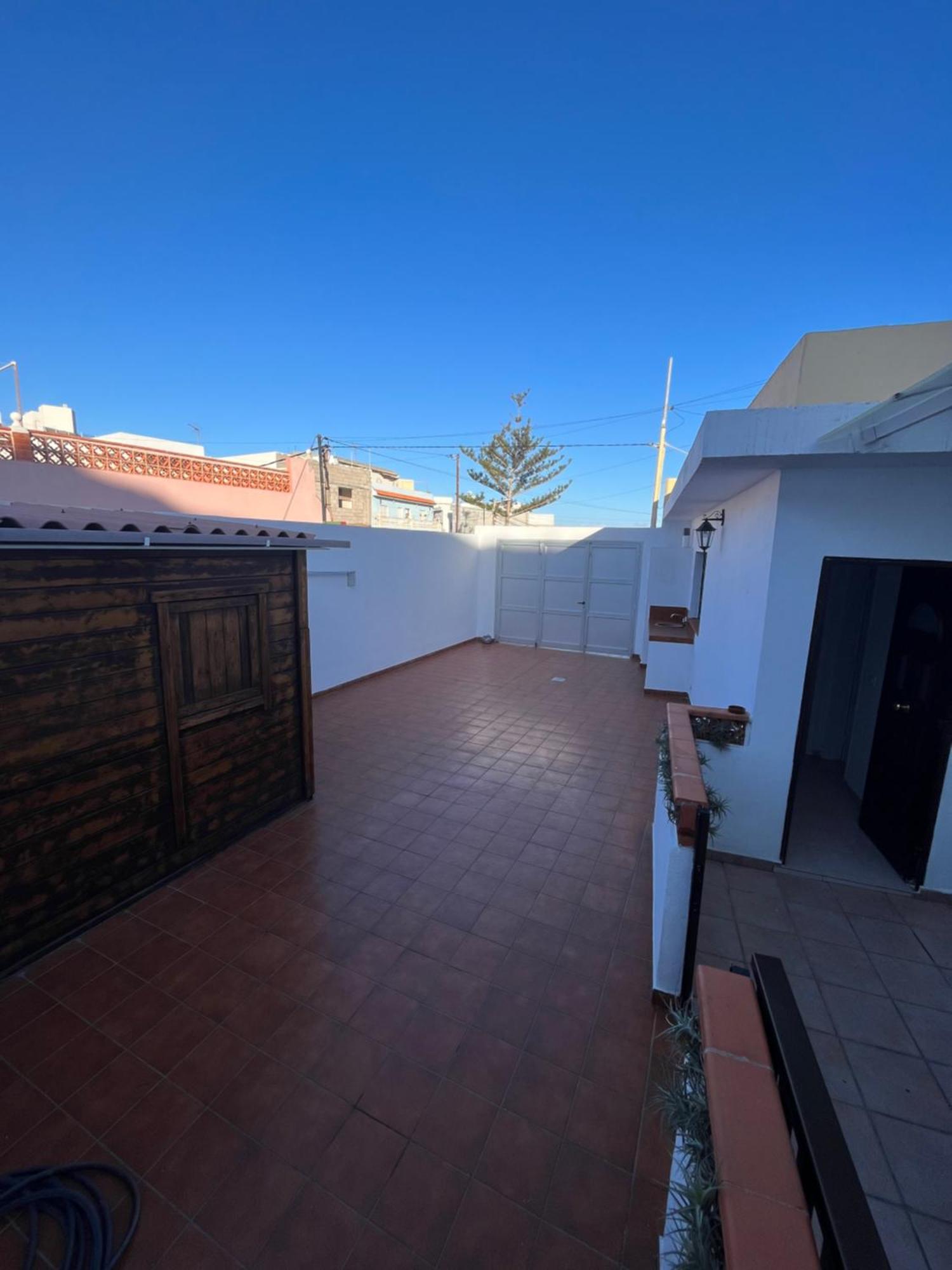 Whispering Tides Villa Candelaria Bagian luar foto